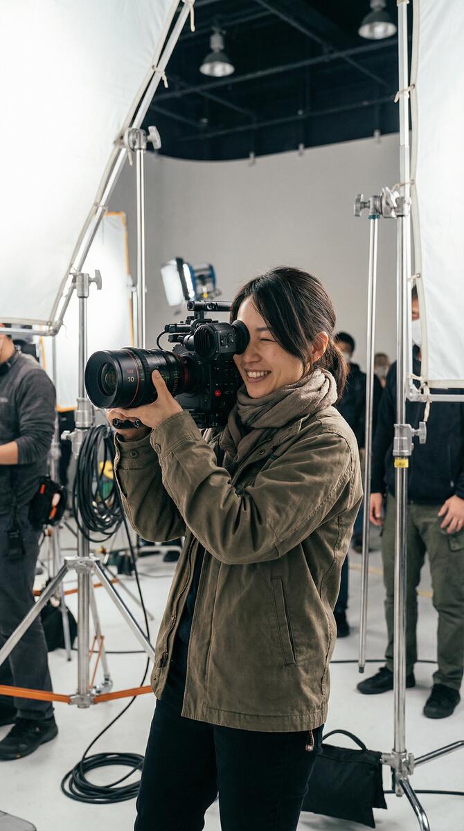 草莓视频摄影师